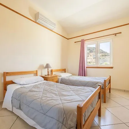 Villa Pomos Harbour View