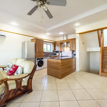 Pomos Harbour View * Pachyammos