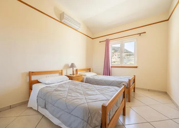 Βίλα Pomos Harbour View